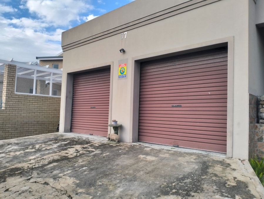 3 Bedroom Property for Sale in Reebok Western Cape